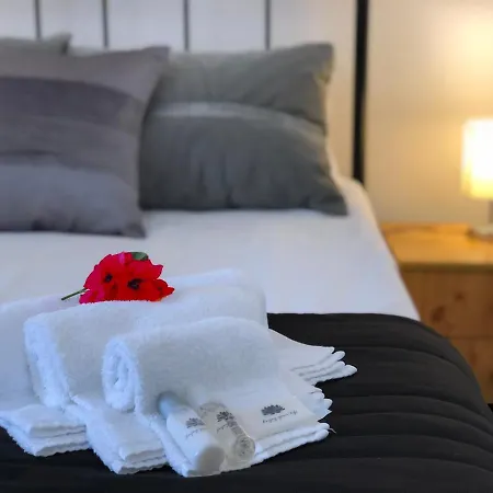 Apartment Pdl - Four