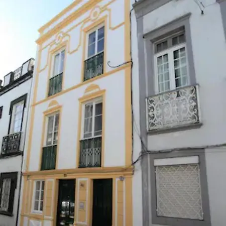 Pdl - Four Apartment *