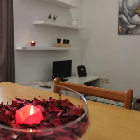 Pdl - Four Apartament